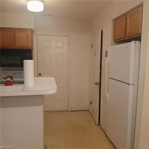90 Madison Chase #90, Hampton, VA 23666 photo 5
