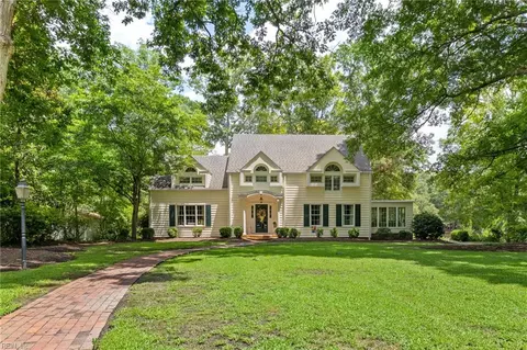 108 Lake Cres, Franklin, VA 23851