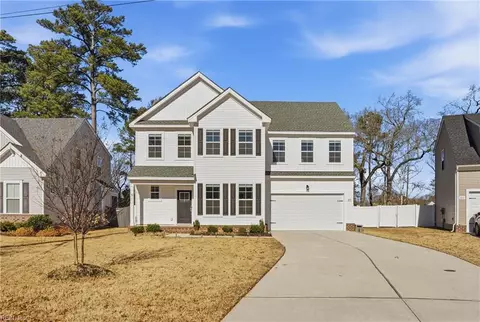 203 Westonia Rd, Chesapeake, VA 23323