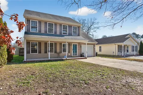 925 Oklahoma Dr, Chesapeake, VA 23323