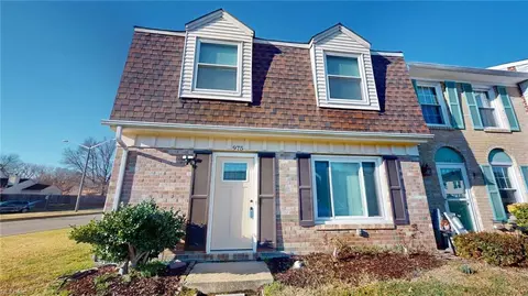 975 Northwood Dr, Virginia Beach, VA 23452