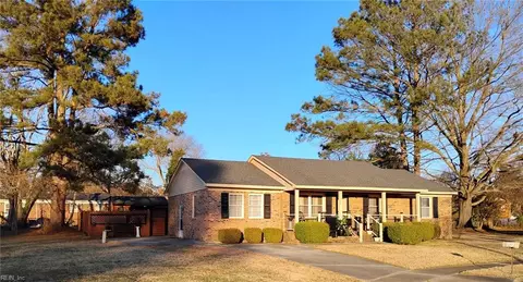 504 Cameron St, Franklin, VA 23851