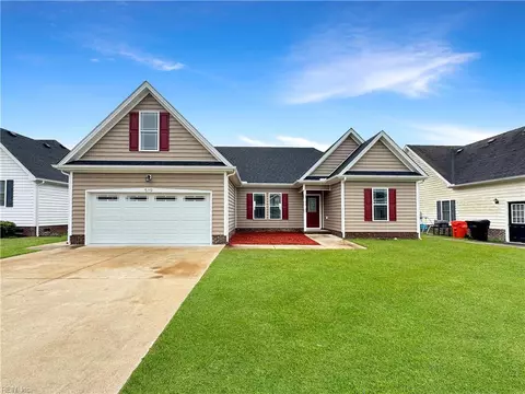 519 Millbrooke Cir, Elizabeth City, NC 27909