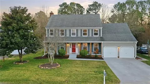 429 Granada Dr, Chesapeake, VA 23322