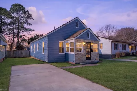 2114 Mclain St, Chesapeake, VA 23324