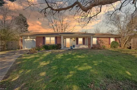 3852 Charter Oak Rd, Virginia Beach, VA 23452