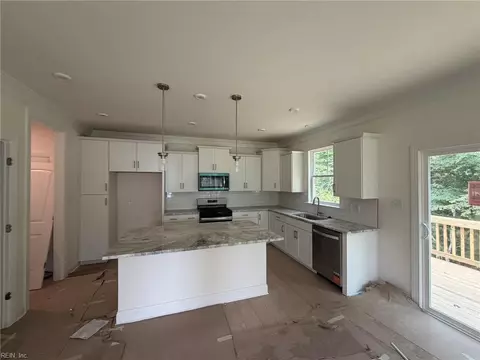 6279 Kellys Pl, Gloucester, VA 23061 photo 5