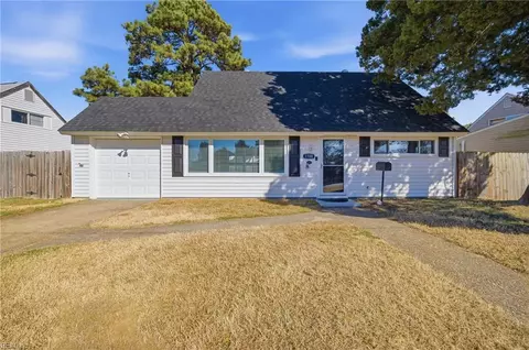 1728 S Lakeland Dr, Norfolk, VA 23518