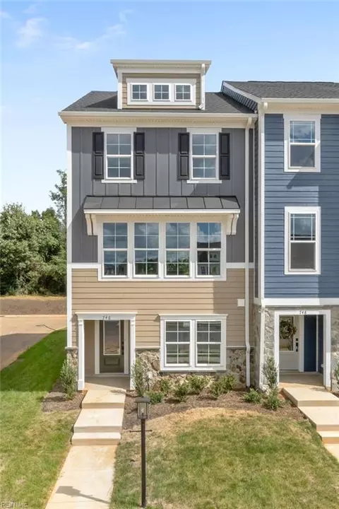 1 Bracewell Ln, York County, VA 23692