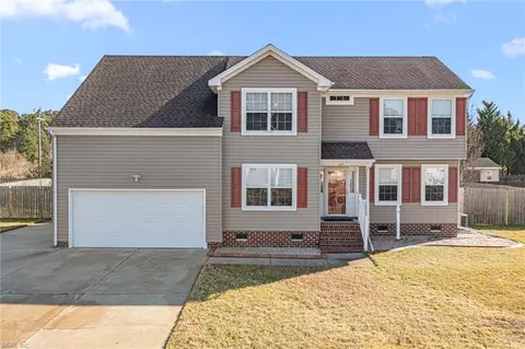 613 Erin Ln, Chesapeake, VA 23323