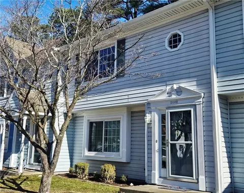 2002 Woodgate Arch Arch, Chesapeake, VA 23320