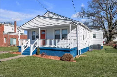 Exterior - 512 Pocahontas Pl, Hampton, VA 23661 photo 1 of 3