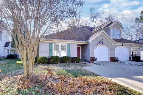 129 Rustling Oak Rdg, Yorktown, VA 23692