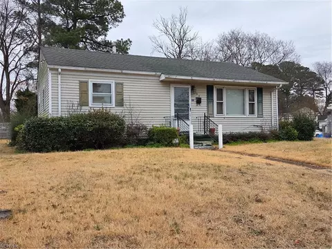 202 Bunche Blvd, Portsmouth, VA 23701
