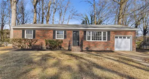 3145 Beamon Ct, Norfolk, VA 23513