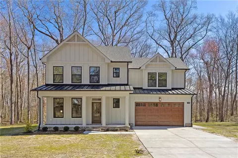 1421 Saint Brides Rd W, Chesapeake, VA 23322