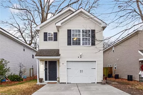 2113 Sparrow Rd, Chesapeake, VA 23320