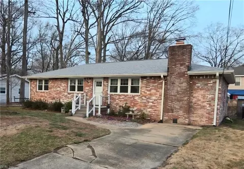 2108 Lockard Ave, Chesapeake, VA 23320