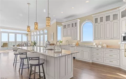668 S Atlantic Ave, Virginia Beach, VA 23451