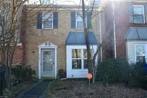 3327 Boynton Ct, Virginia Beach, VA 23452