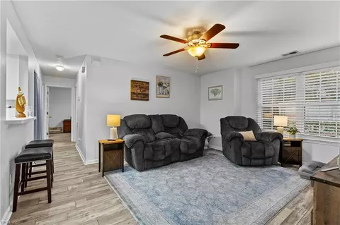 713 Rue Marseille, Chesapeake, VA 23320