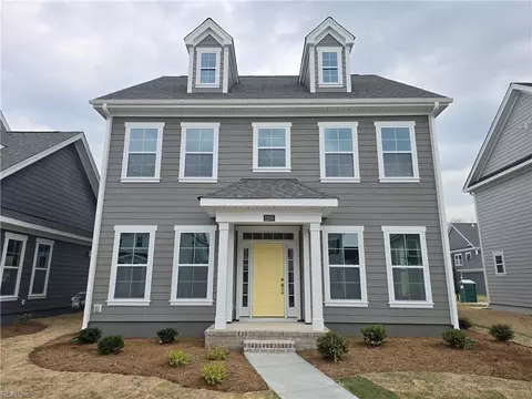 2205 Sanibel Ln, Chesapeake, VA 23321