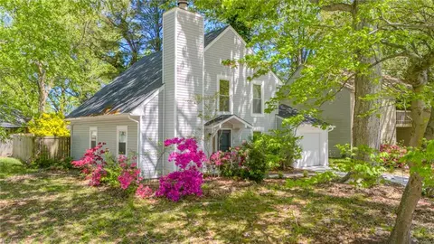 904 Banyan Dr, Virginia Beach, VA 23462