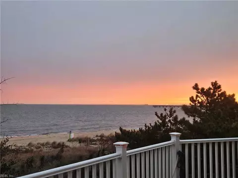 600 W Ocean View Ave #C, Norfolk, VA 23503