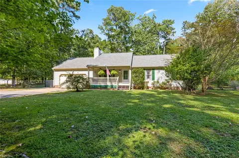 1808 Cully St, Chesapeake, VA 23321