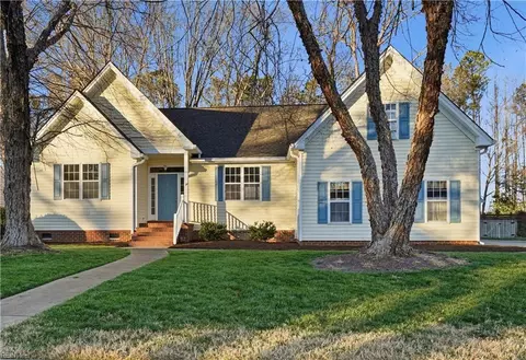 4808 Oriole Dr, Chesapeake, VA 23321