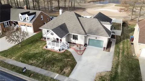1146 Fairway Dr, Chesapeake, VA 23320