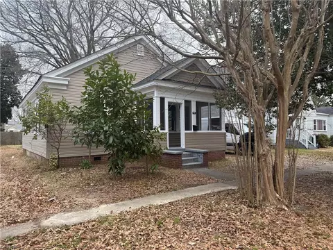 70 Nicholson St, Portsmouth, VA 23702