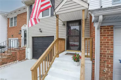 953 Wildwood Square Ct, Virginia Beach, VA 23454