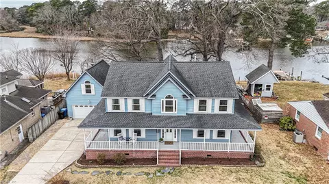 3449 S Crestline Dr, Virginia Beach, VA 23464