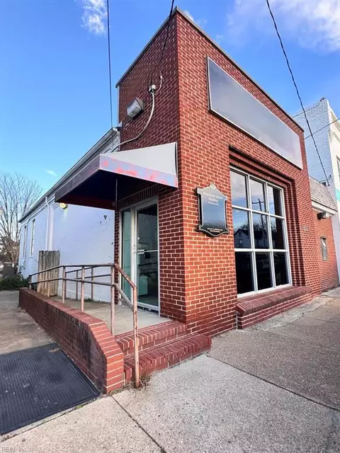 10233 Rogers Dr, Nassawadox, VA 23413