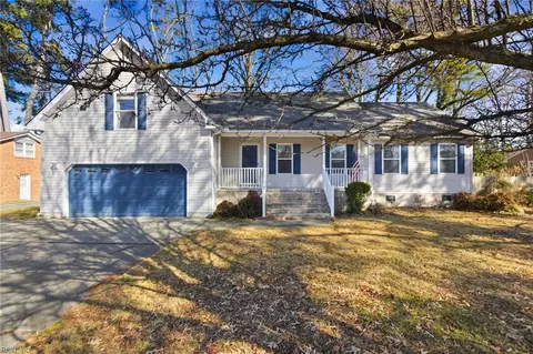349 Briarfield Dr, Chesapeake, VA 23322