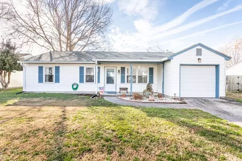 110 Wreck Shoal Dr, Newport News, VA 23606