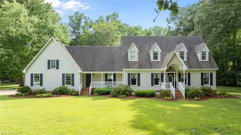 1076 Taft Rd, Chesapeake, VA 23322