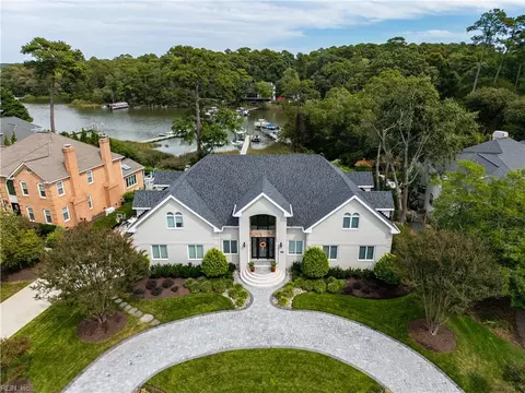 1668 Dey Cove Dr, Virginia Beach, VA 23454