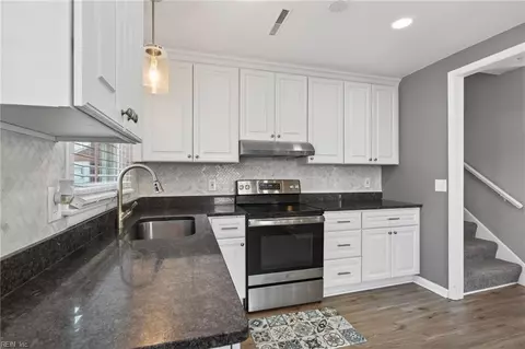 Kitchen - 304 Woodland Rd, Hampton, VA 23669 photo 3 of 4