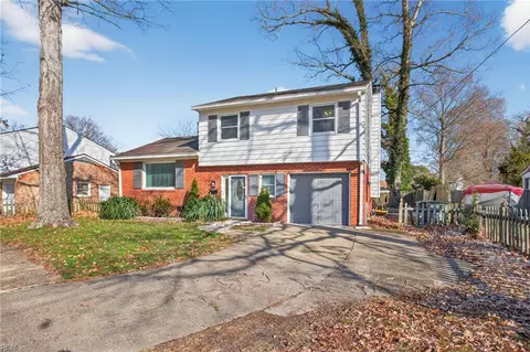 Exterior - 304 Woodland Rd, Hampton, VA 23669 photo 2 of 7