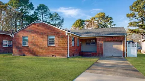 1005 North Ave, Newport News, VA 23605