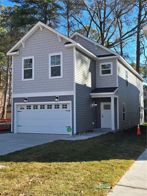 136 S Gum Ave, Virginia Beach, VA 23452