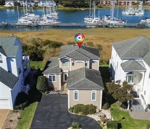 22 Channel Ln, Hampton, VA 23664