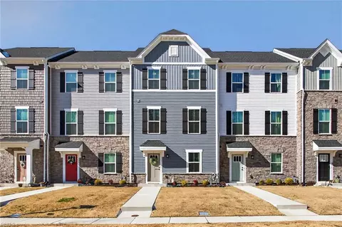 117 Pocosin Path, Poquoson, VA 23662