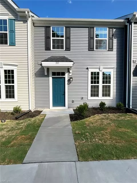 203 Reids Place Dr, Suffolk, VA 23434