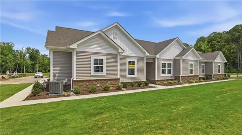 Other - 1301 Regal R Rd #D, Suffolk, VA 23434 photo 2 of 6