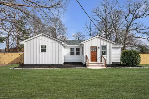 813 Bellingham Dr, Chesapeake, VA 23322