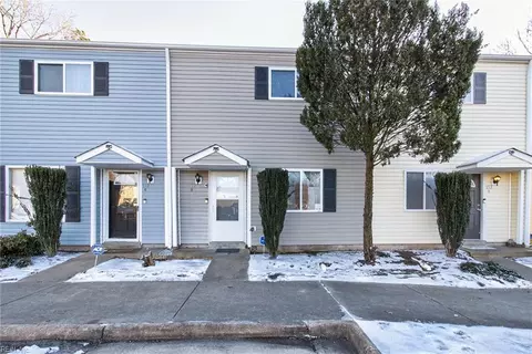 152 Jenness Ln #H, Newport News, VA 23602