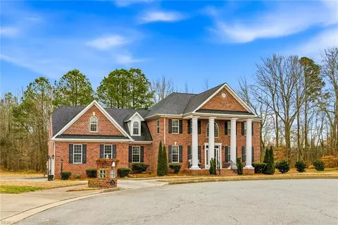 3352 Oyster Creek Dr, Suffolk, VA 23435